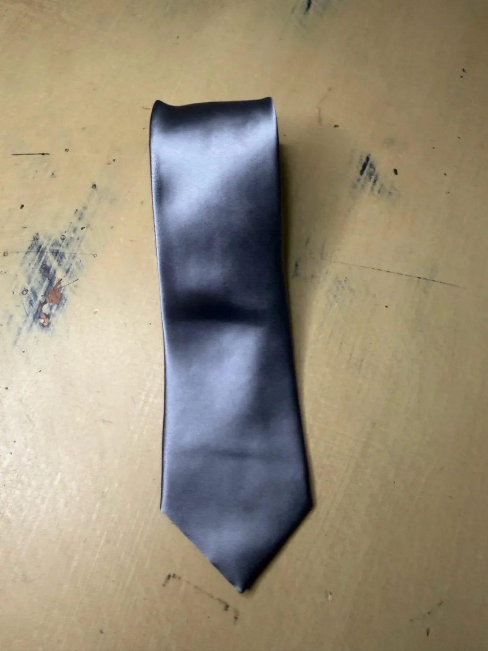 Van Heusen Silver Tie - Picture 1 of 4